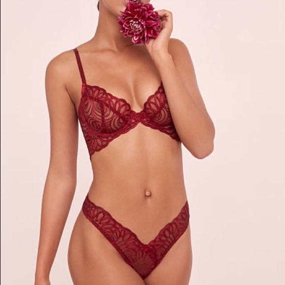 NEW SEXY FOR LOVE AND LEMONS PLUNGE LACE BRA - Picture 3 of 9